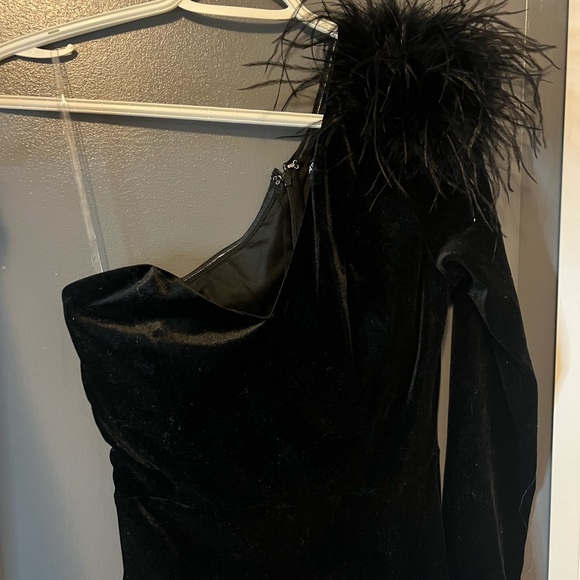 “One More Night Velvet Maxi Dress. Got for an event - Picture 4 of 5